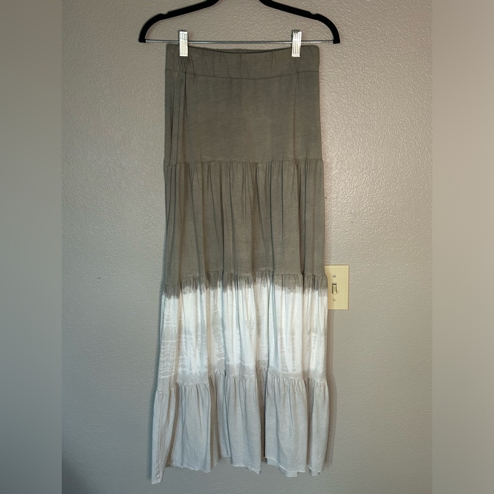 Michael Stars Lon Flowy Tie Dye Tiered Ombre Maxi Skirt Olive/Cream BOHO Sz XS